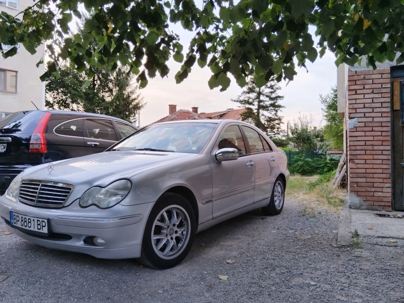 Mercedes-Benz C 200 KOMPRESSOR, снимка 2 - Автомобили и джипове - 47077538