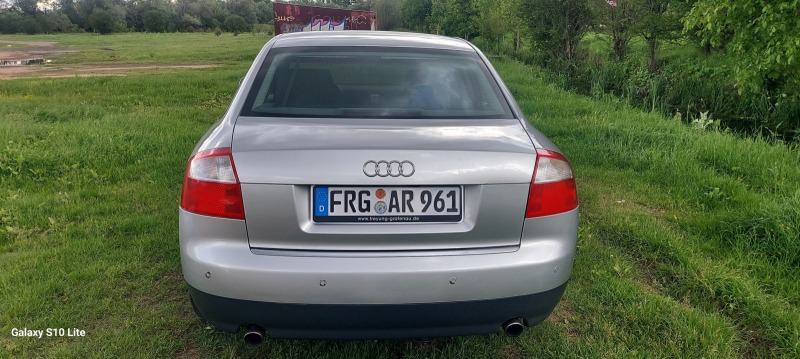 Audi A4 1.8 турбо бенэин, снимка 5 - Автомобили и джипове - 45891744