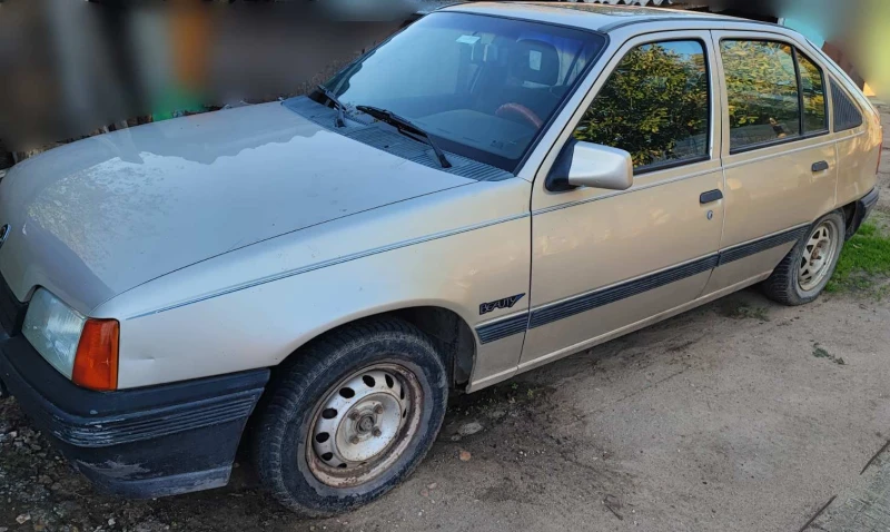 Opel Kadett 97000, снимка 3 - Автомобили и джипове - 47576070