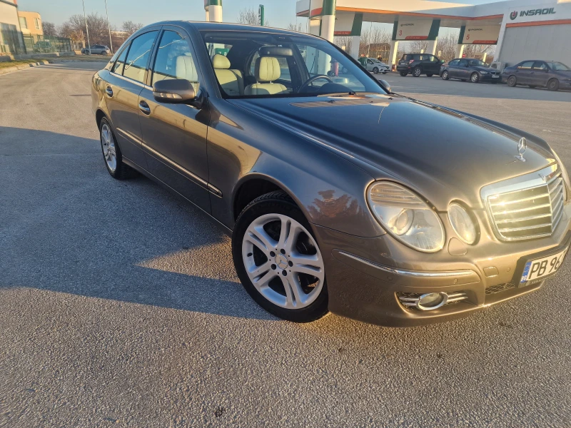 Mercedes-Benz E 280, снимка 9 - Автомобили и джипове - 48499740