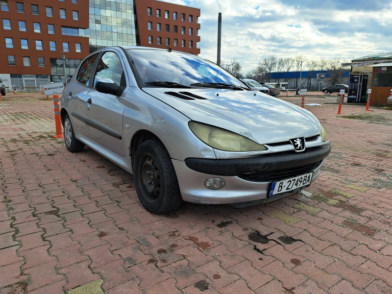 Peugeot 206 1.4 бензин/газ, снимка 9 - Автомобили и джипове - 48557354