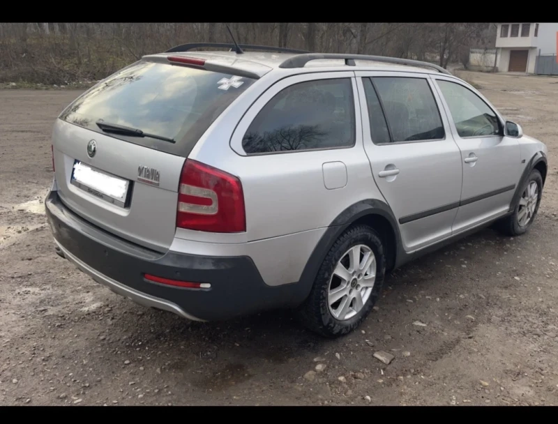 Skoda Octavia Scout 2.0TDI BMM* 140к.с НА ЧАСТИ, снимка 5 - Автомобили и джипове - 51374827