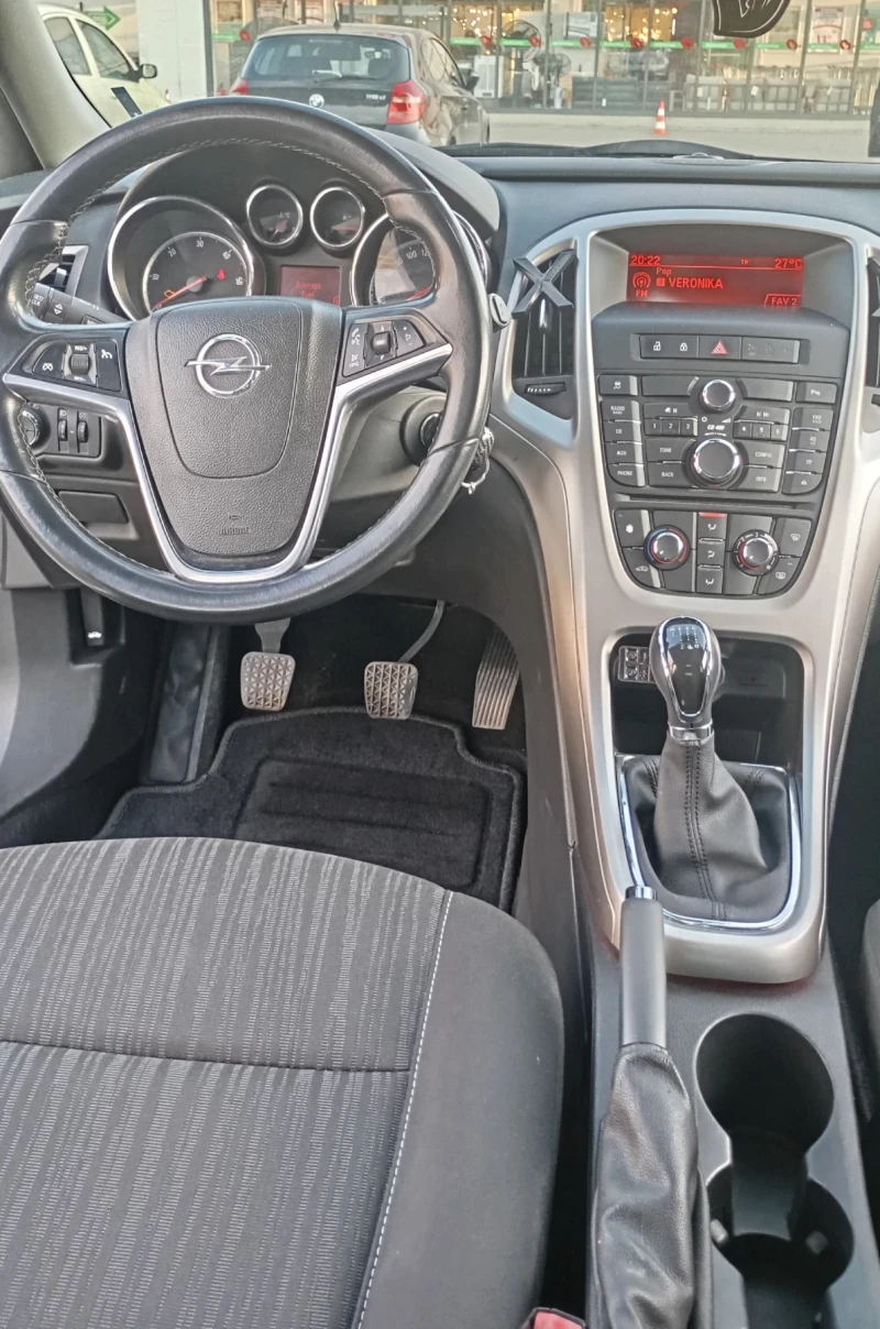 Opel Astra 1.7cdti, снимка 10 - Автомобили и джипове - 51542143