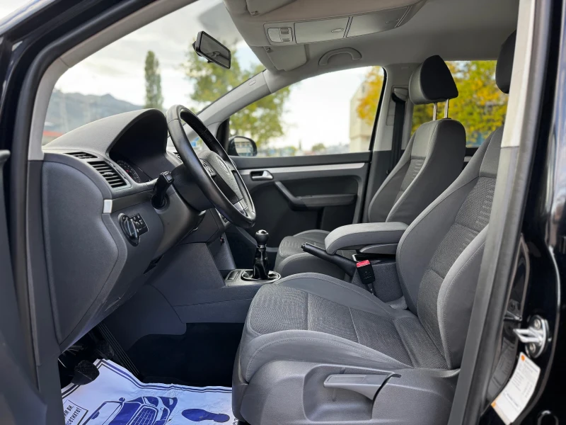 VW Touran 2.0TDI/FACELIFT/7-МЕСТА, снимка 9 - Автомобили и джипове - 52170725