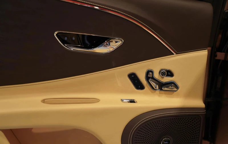 Bentley Flying Spur 6.0 W12 AWD, снимка 11 - Автомобили и джипове - 52481495