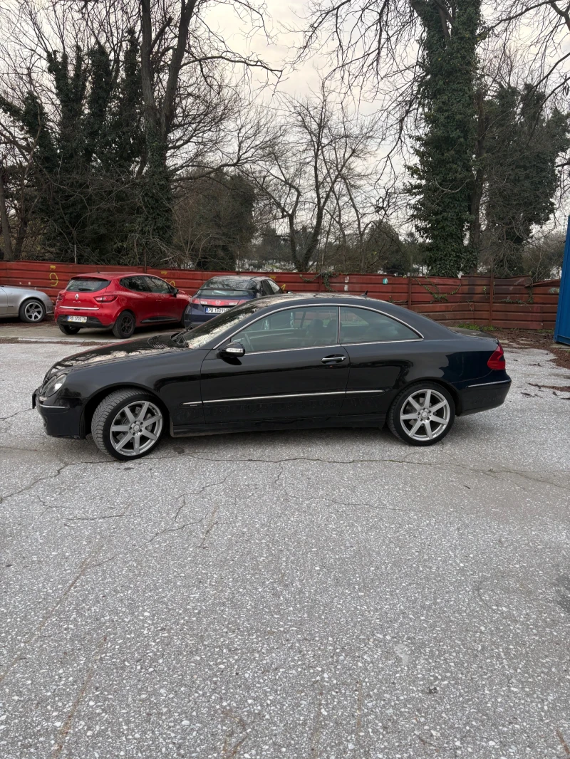 Mercedes-Benz CLK 220 CDI, снимка 5 - Автомобили и джипове - 52640791