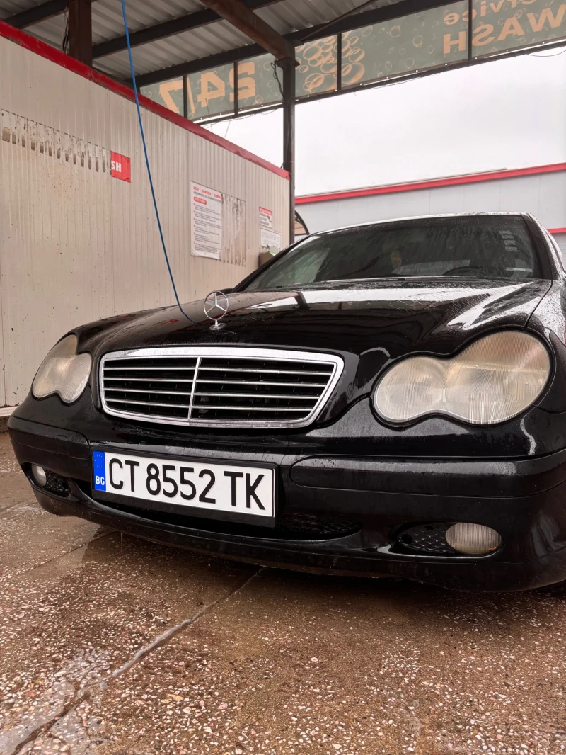 Mercedes-Benz C 200, снимка 7 - Автомобили и джипове - 52855529