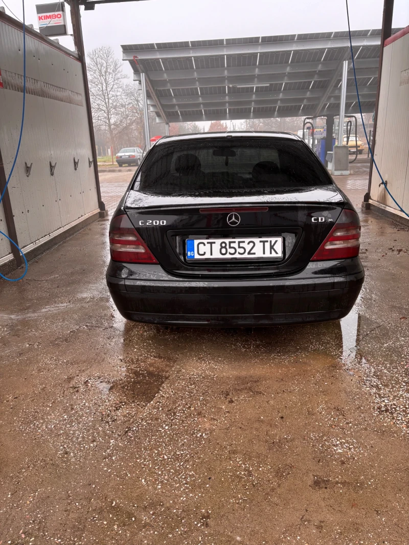 Mercedes-Benz C 200, снимка 5 - Автомобили и джипове - 52855529