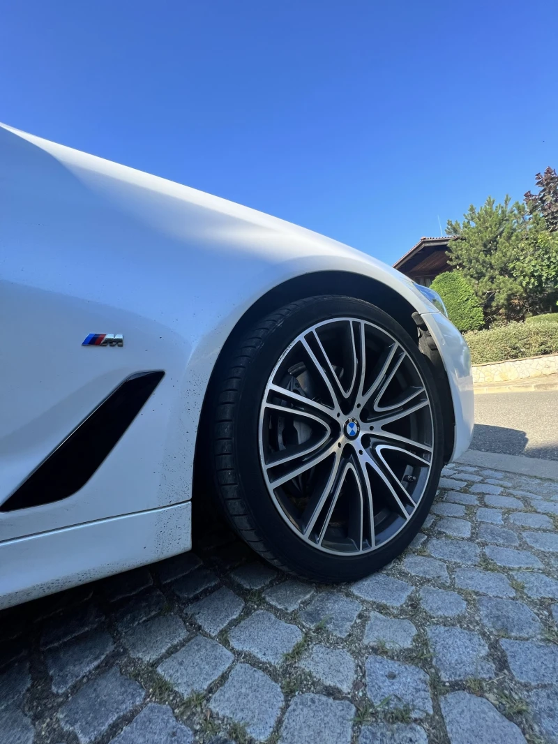 BMW 540 M-пакет | 1-ви собственик | Възможен лизинг, снимка 6 - Автомобили и джипове - 53192300