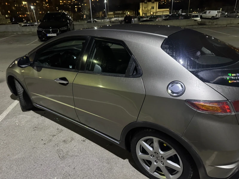 Honda Civic 2.2 I-CTDI, снимка 6 - Автомобили и джипове - 53471901