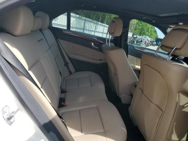 Mercedes-Benz E 350 * AMG PACK* * HARMAN KARDON* , снимка 11 - Автомобили и джипове - 47386045