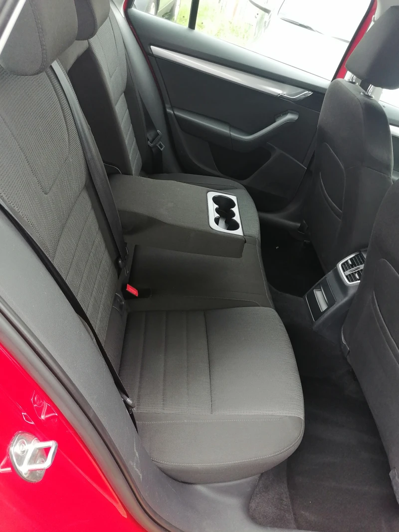 Skoda Octavia 1.6 TDI 4X4 - 14900 лв. - 78452244 | Car24.bg
