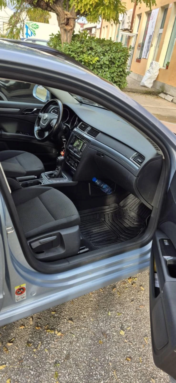 Skoda Superb, снимка 11 - Автомобили и джипове - 52590607