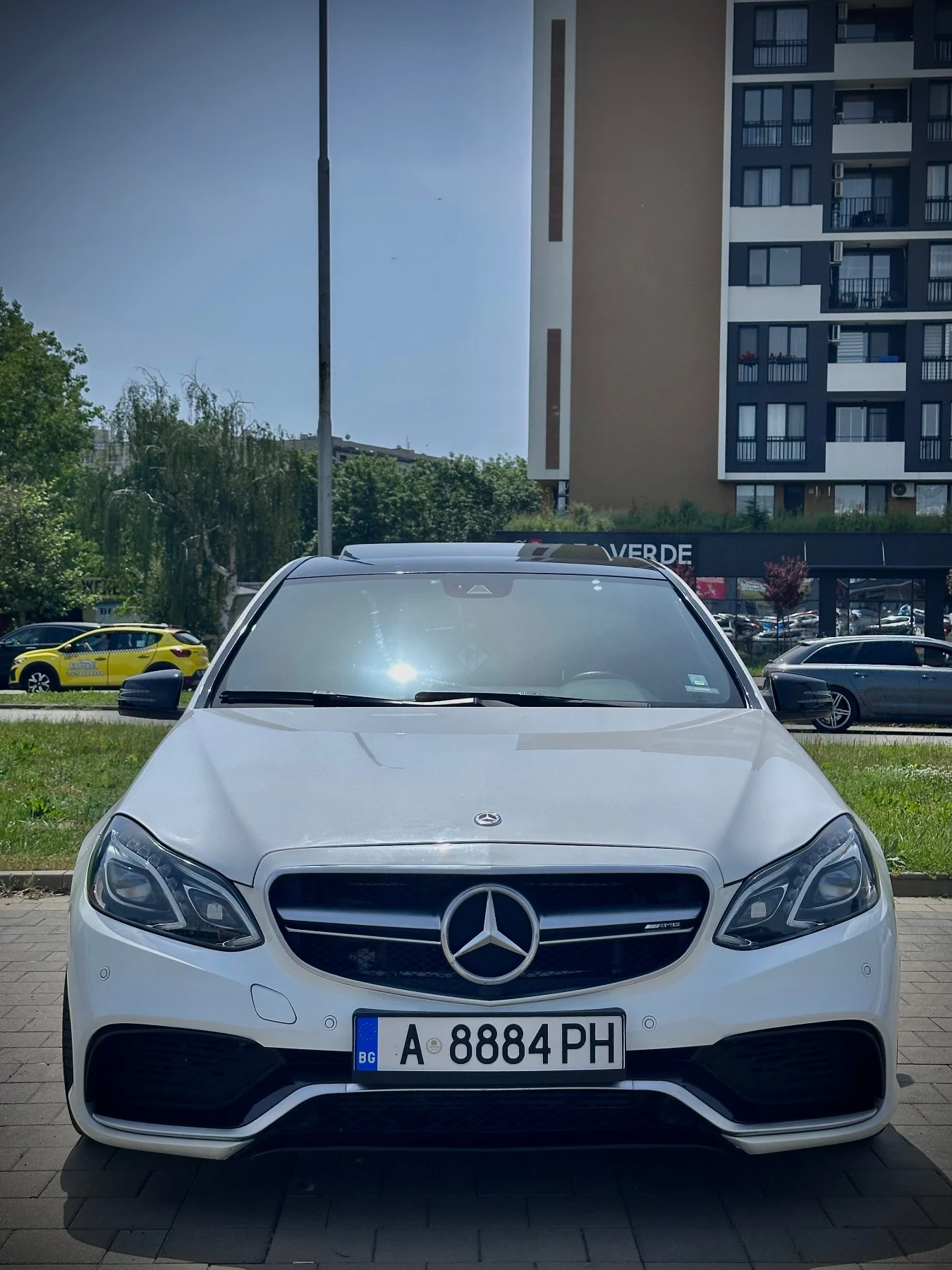 Mercedes-Benz E 220 E63 AMG 9G tronic - изображение 4