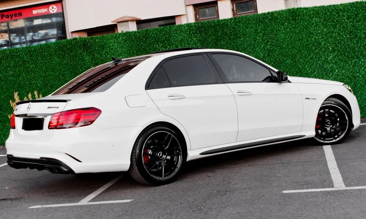 Mercedes-Benz E 220 E63 AMG 9G tronic - изображение 5