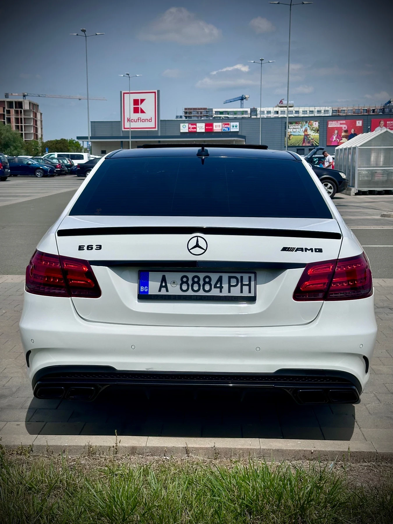 Mercedes-Benz E 220 E63 AMG 9G tronic - изображение 7