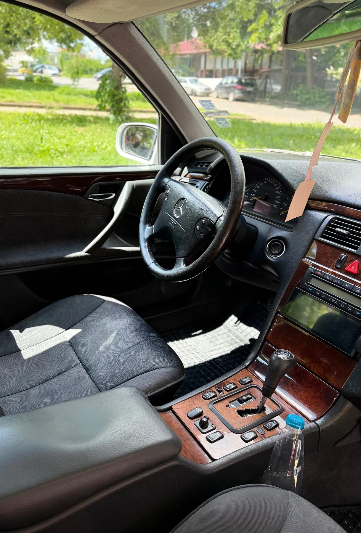 Mercedes-Benz E 320 3.2 CDI - изображение 9