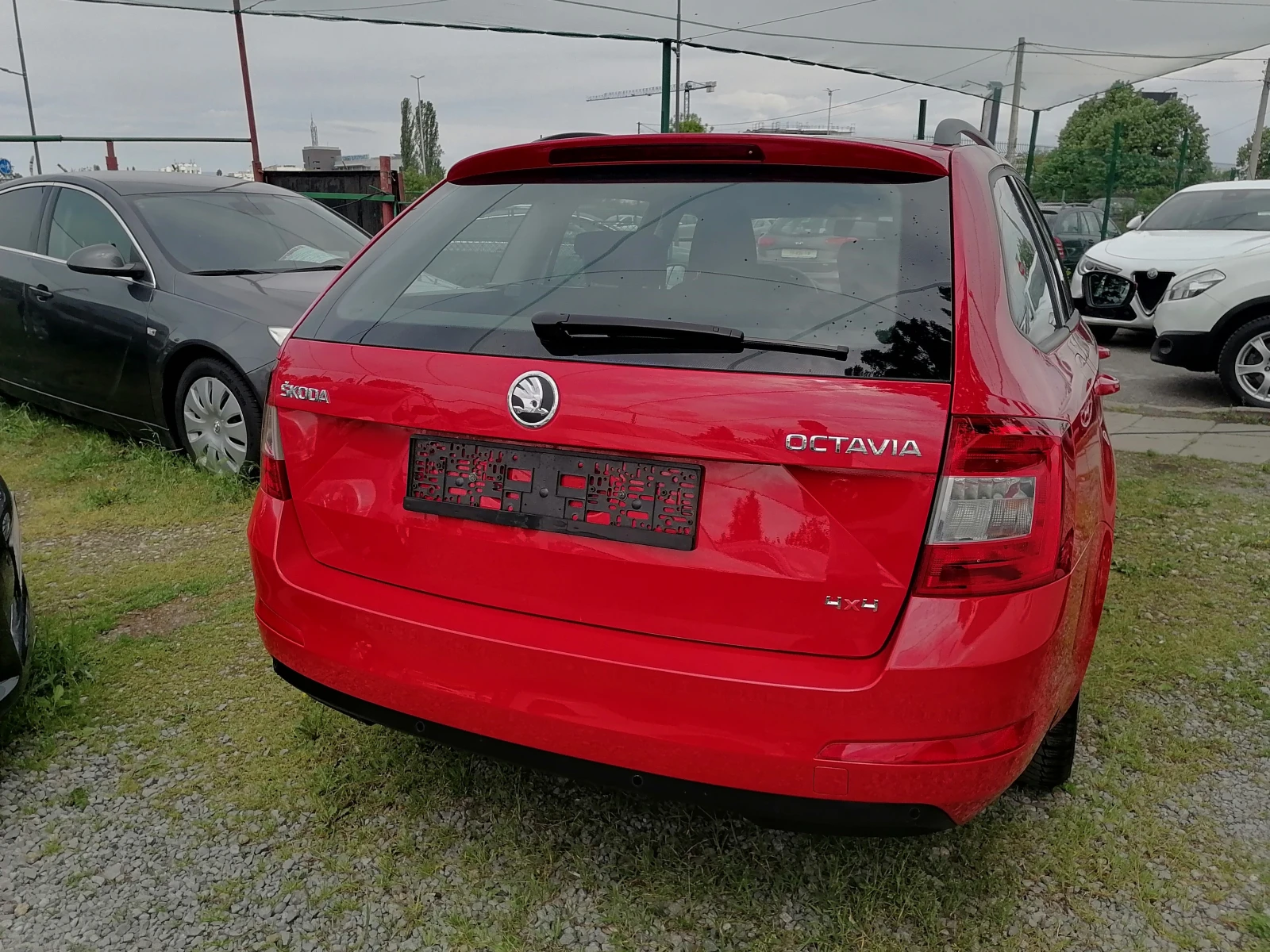 Skoda Octavia 1.6 TDI 4X4 - изображение 6