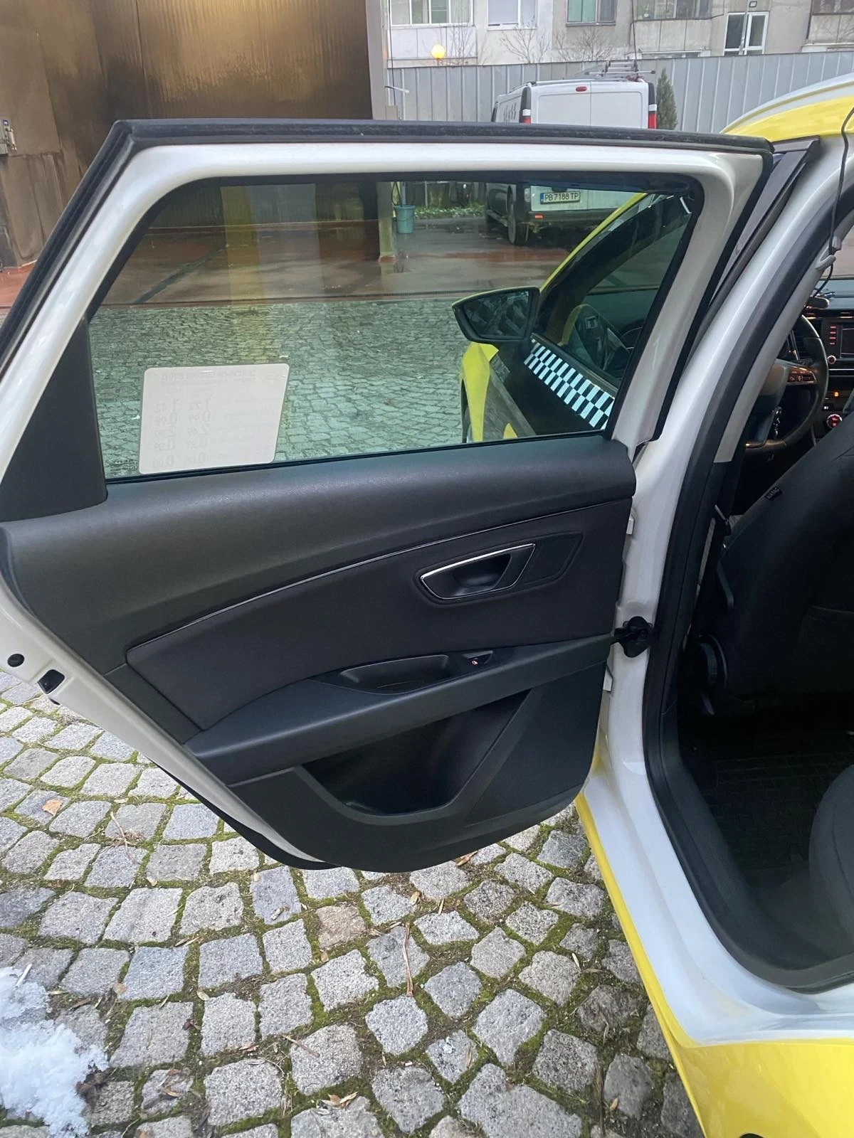 Seat Leon 1.4 TGI - изображение 7