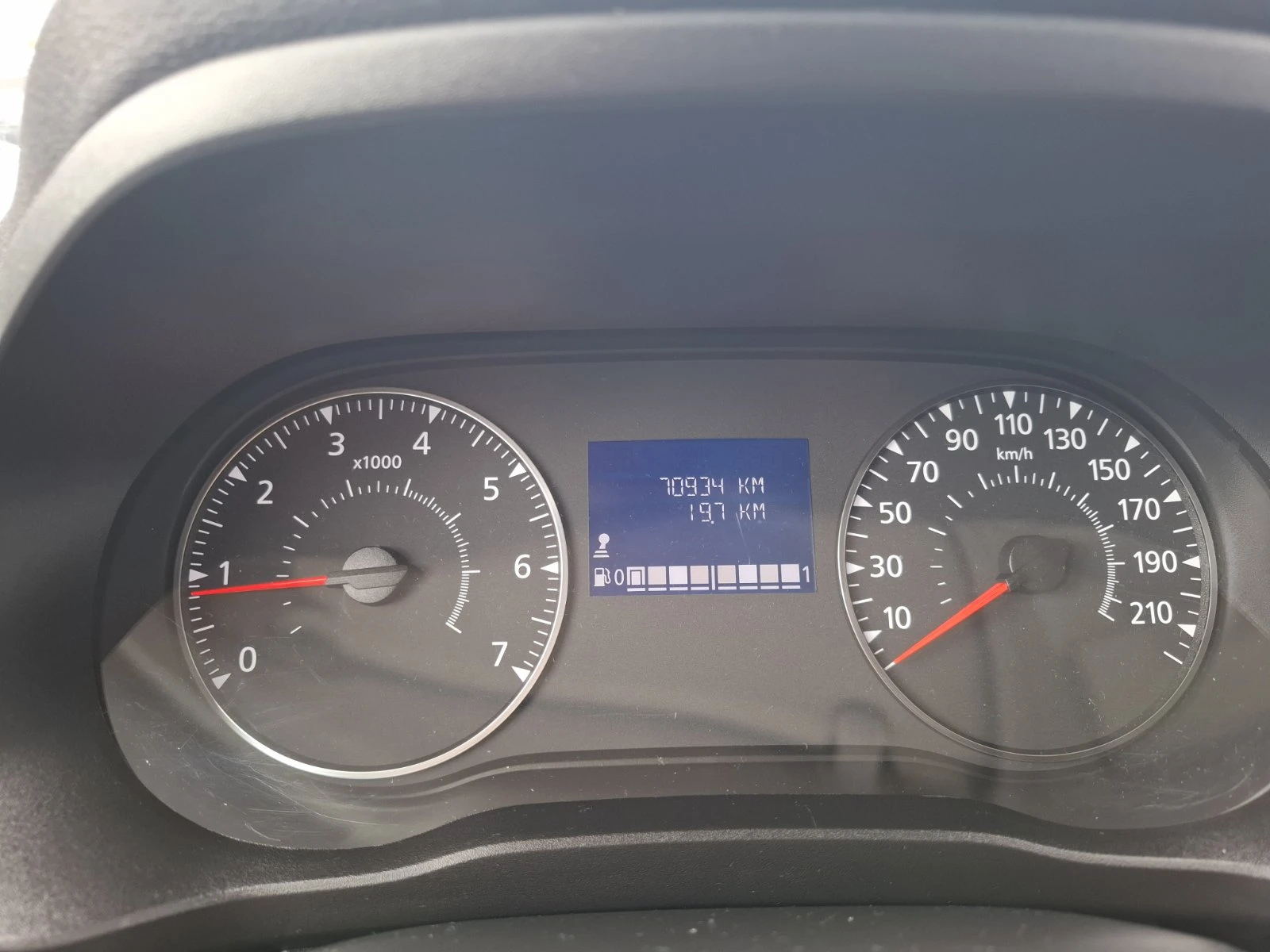 Renault Express 1.5 d N1 1+ 1 - изображение 9