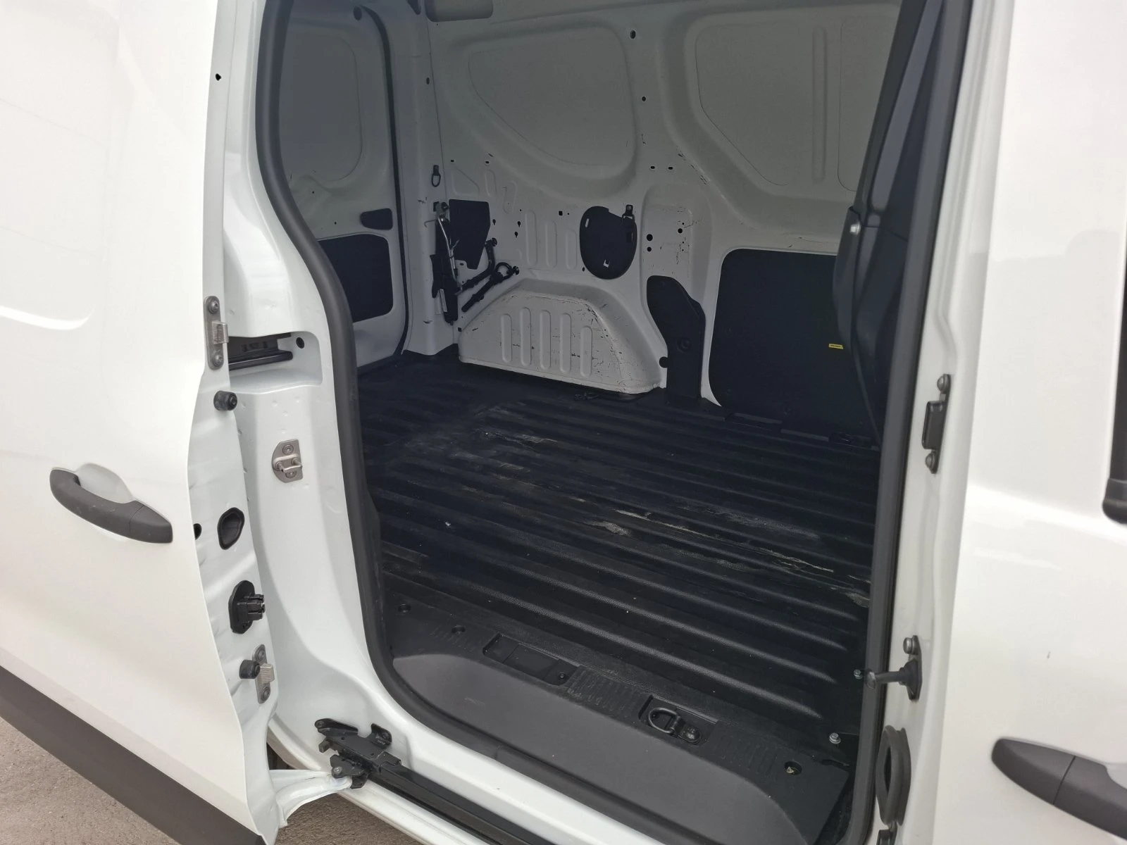 Renault Express 1.5 d N1 1+ 1 - изображение 7