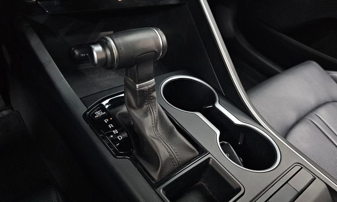 Kia K5 2.0 LPI Strandard * -   *  | Mobile.bg   9