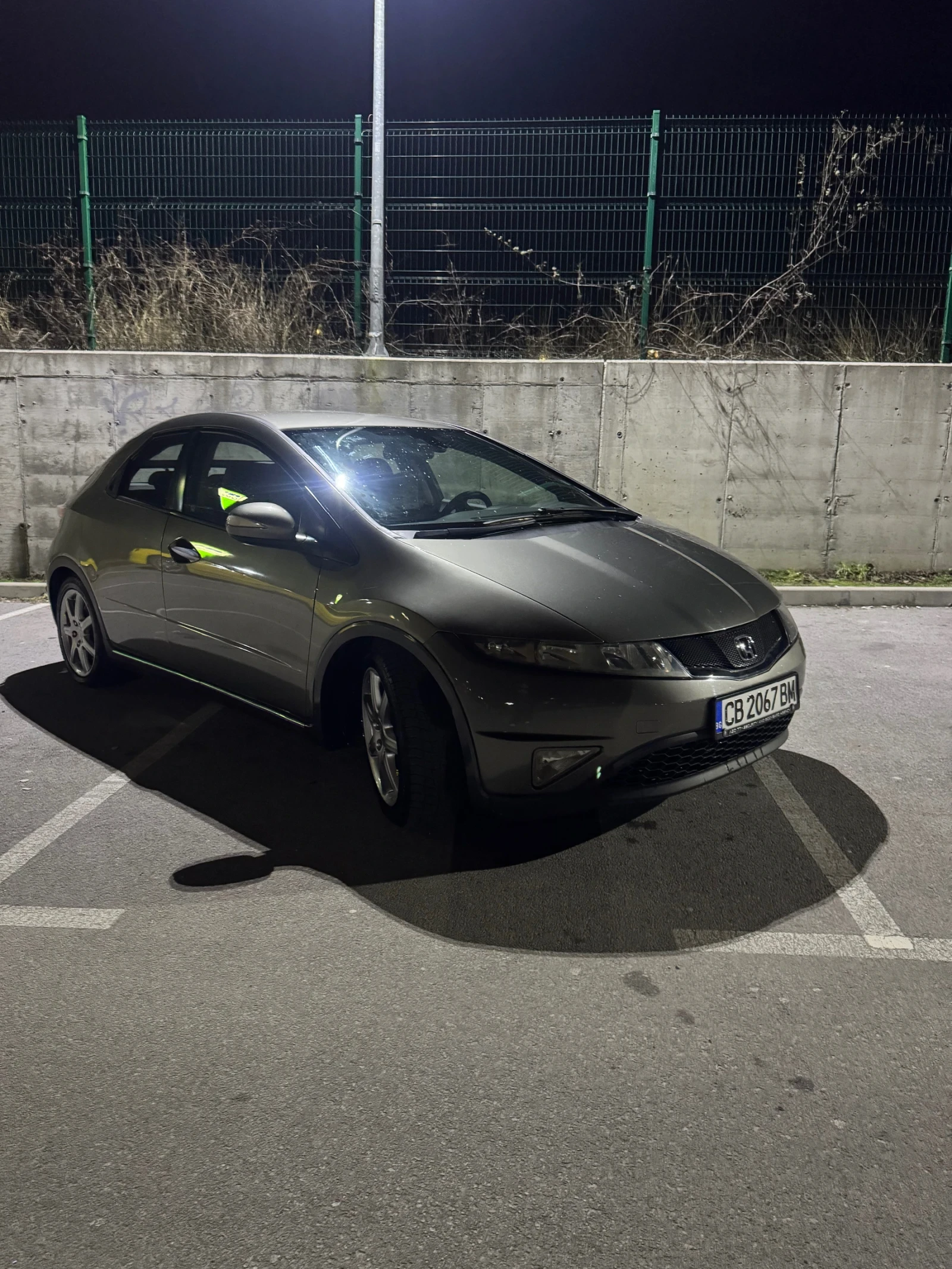 Honda Civic 2.2 I-CTDI - изображение 3
