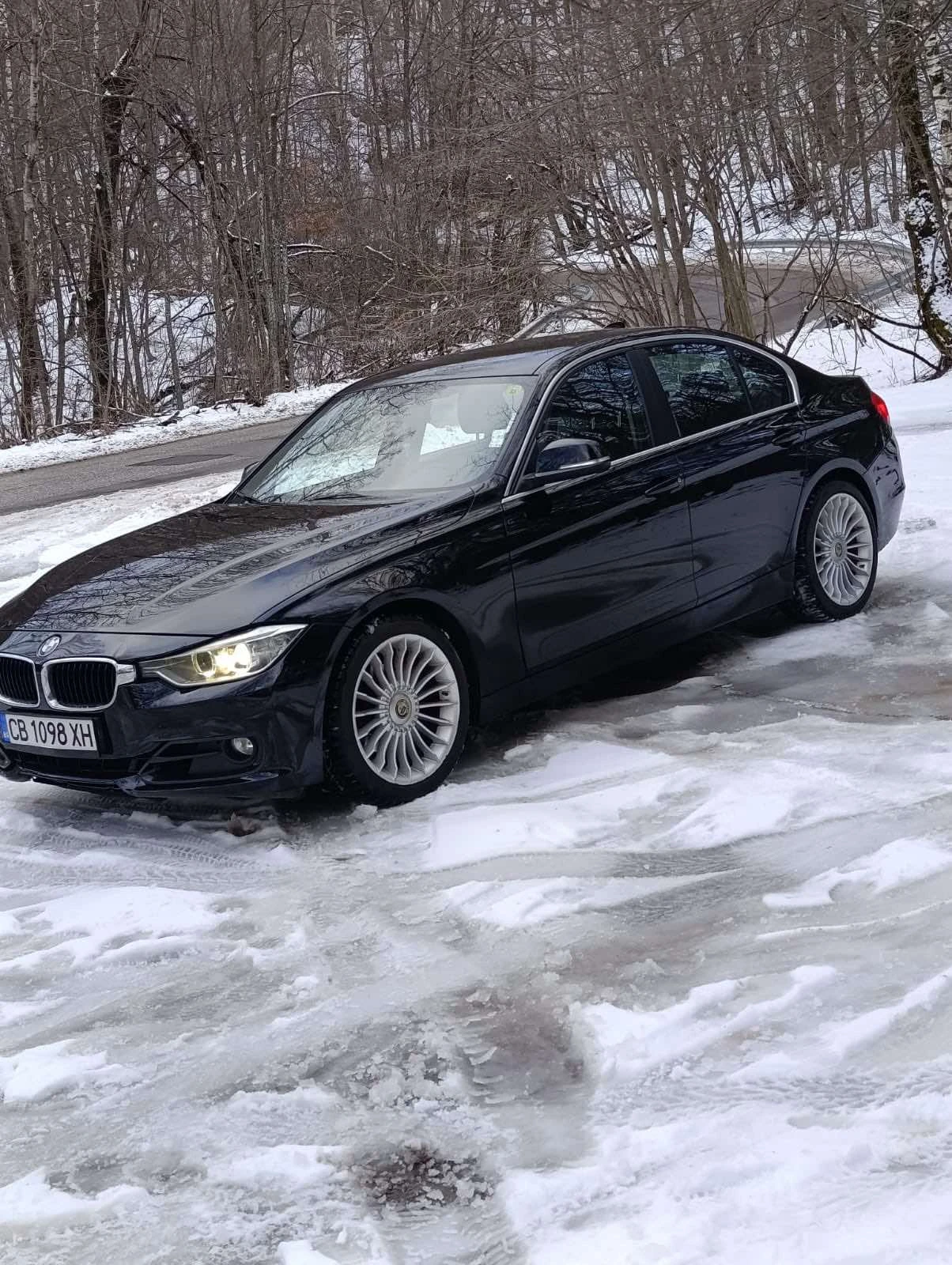 BMW 320  - изображение 8