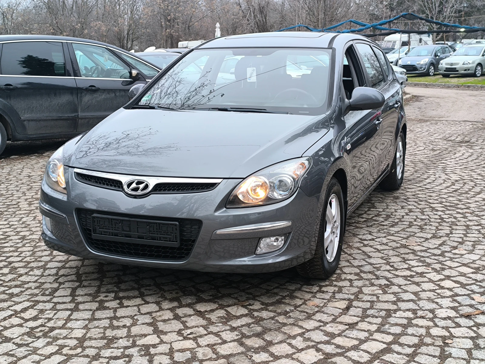Hyundai I30 1.6 CRDI 90 �.� | Mobile.bg � ����������� 1