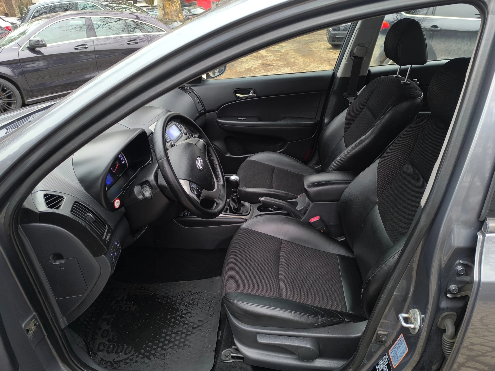 Hyundai I30 1.6 CRDI 90 �.� | Mobile.bg � ����������� 11