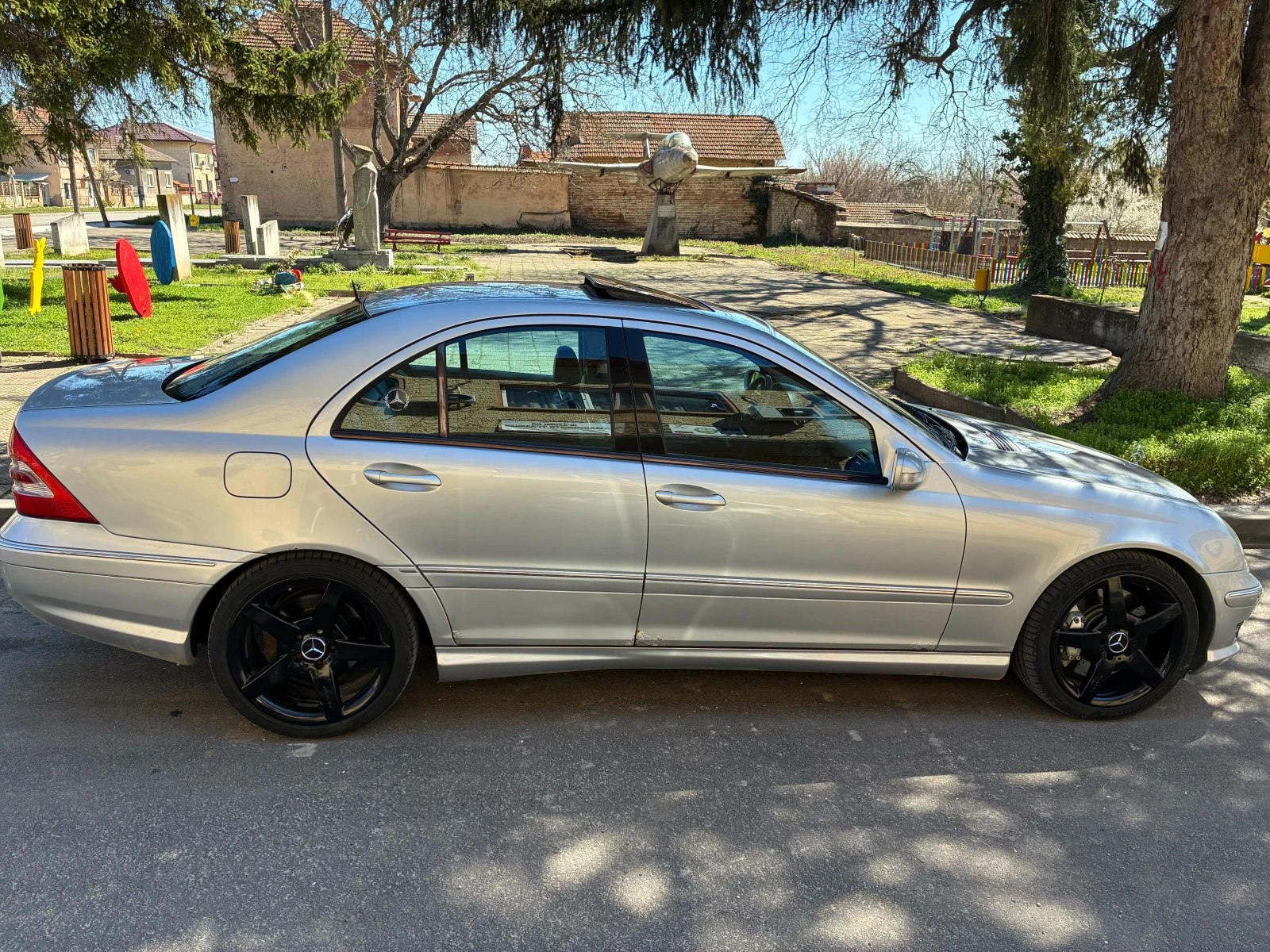 Mercedes-Benz C 32 AMG, снимка 8 - Автомобили и джипове - 54150281