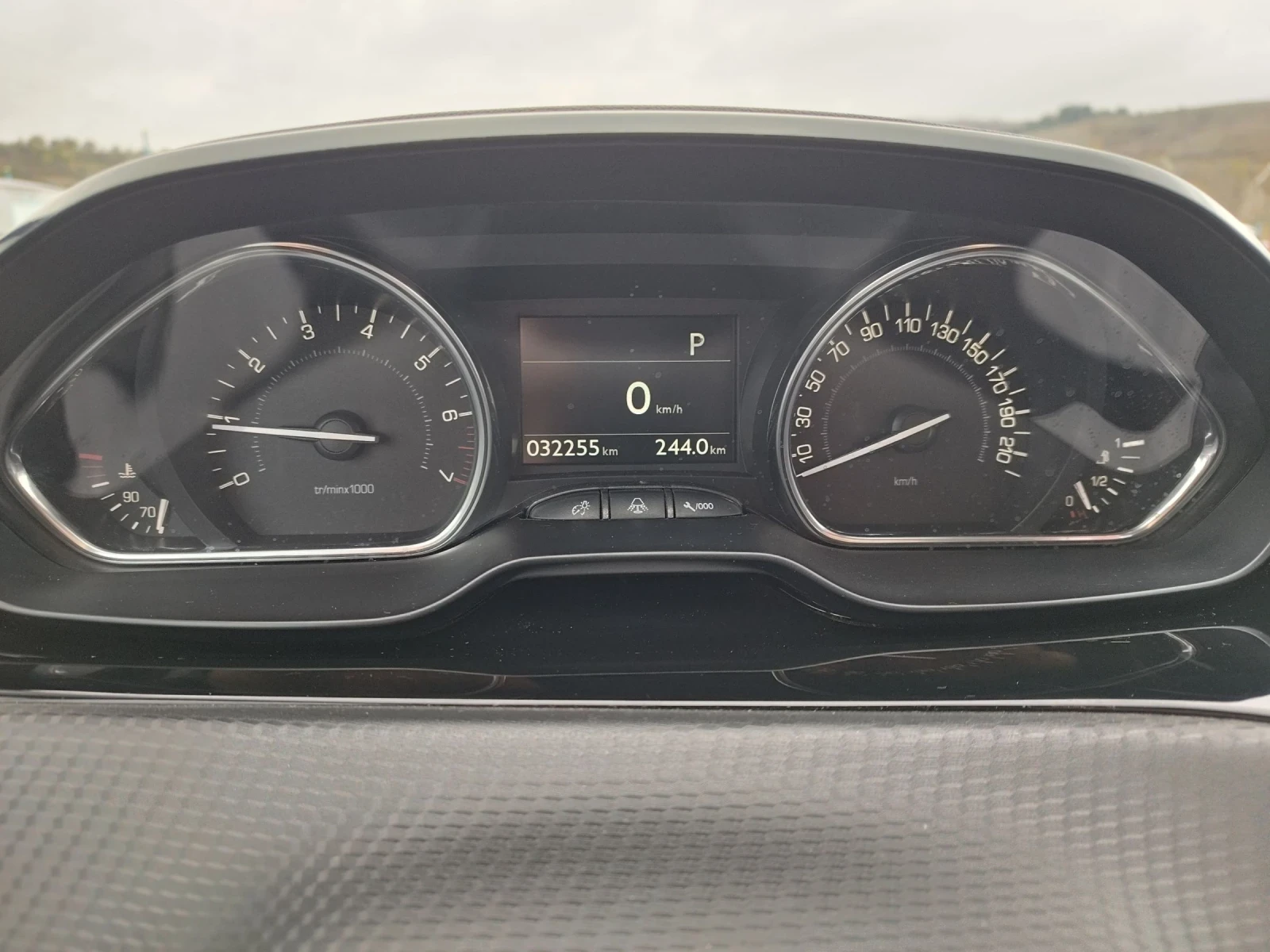 Peugeot 2008 1.2I 110кс.АВТОМАТ, снимка 17 - Автомобили и джипове - 54172141