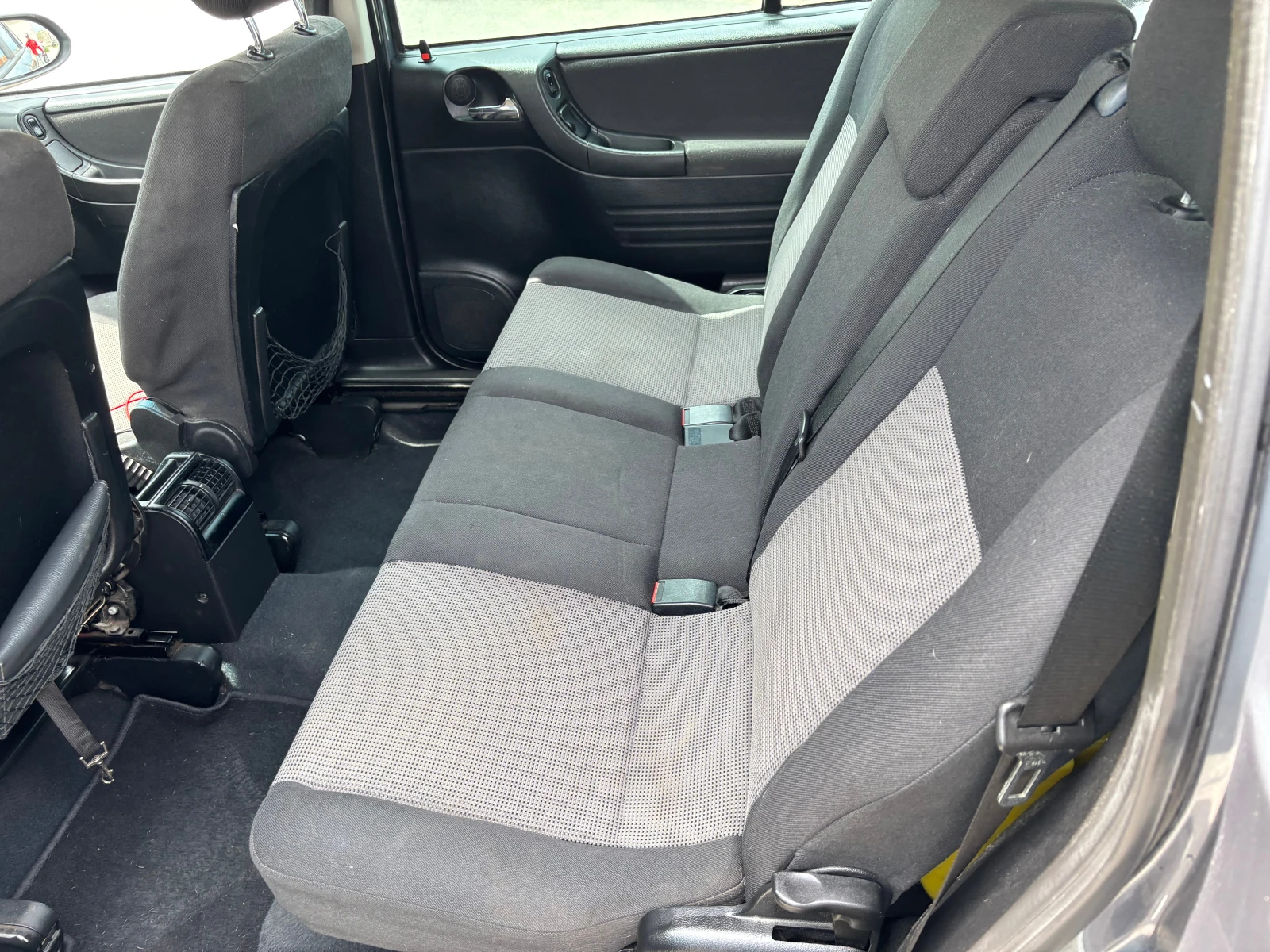 Opel Zafira, снимка 17 - Автомобили и джипове - 54244125