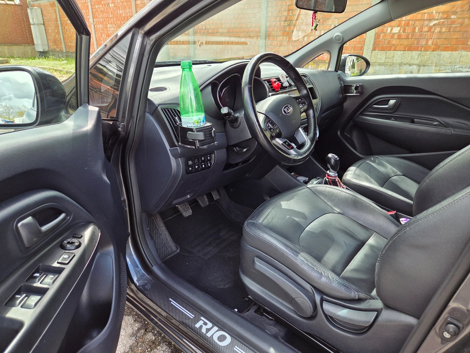 Kia Rio, снимка 3 - Автомобили и джипове - 54283563