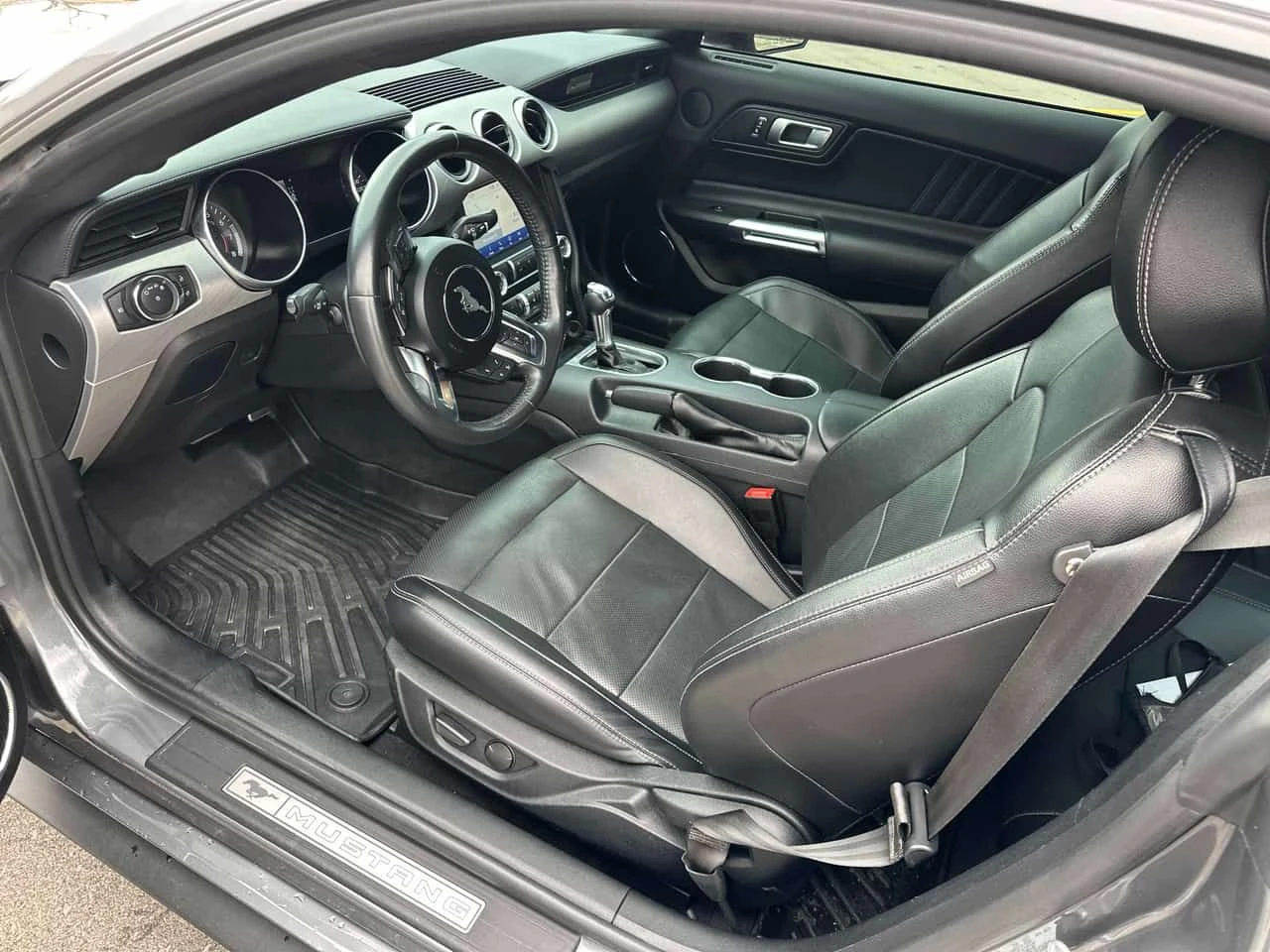 Ford Mustang GT  CARFAX, снимка 5 - Автомобили и джипове - 54315524