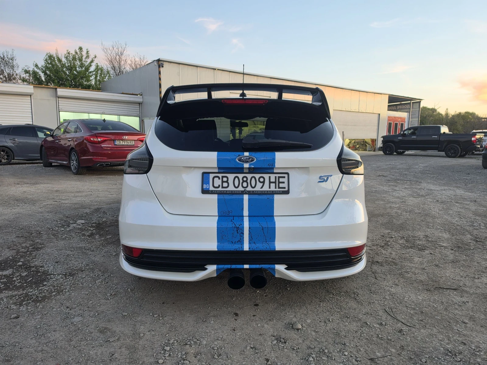 Ford Focus ST 300+  | Mobile.bg � ����������� 6