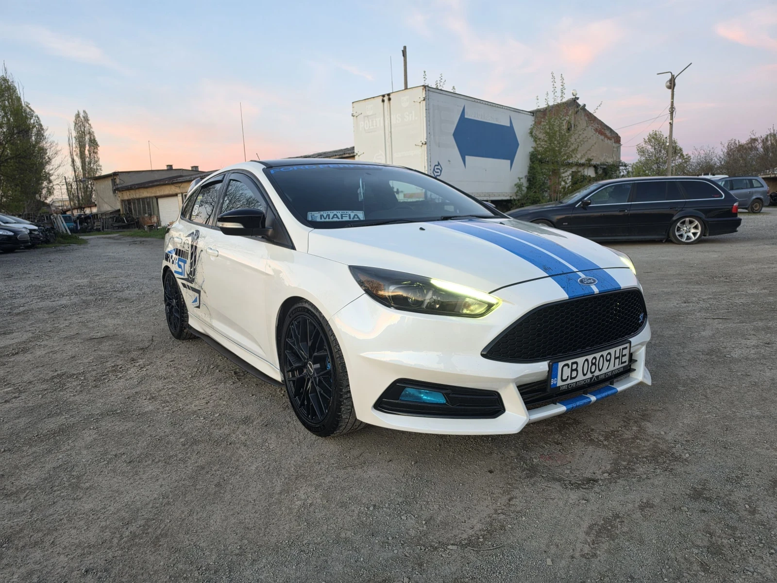 Ford Focus ST 300+  | Mobile.bg � ����������� 3