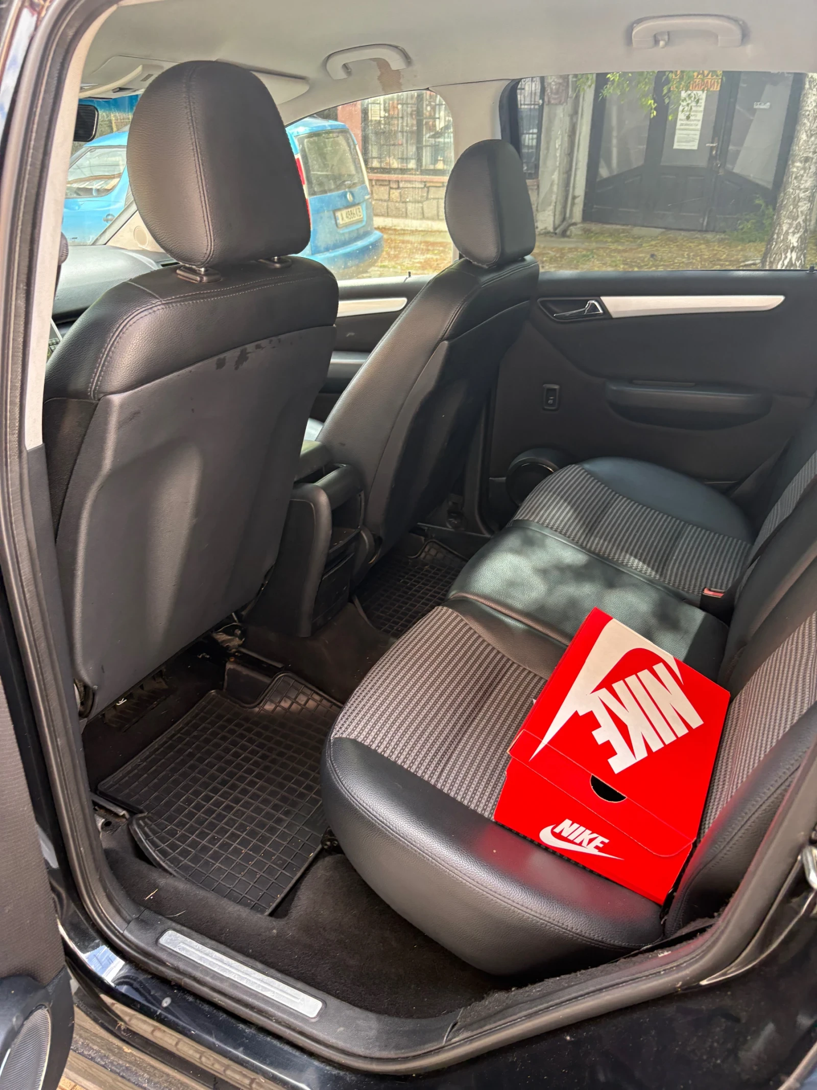 Mercedes-Benz A 200 Turbo, снимка 6 - Автомобили и джипове - 54542826