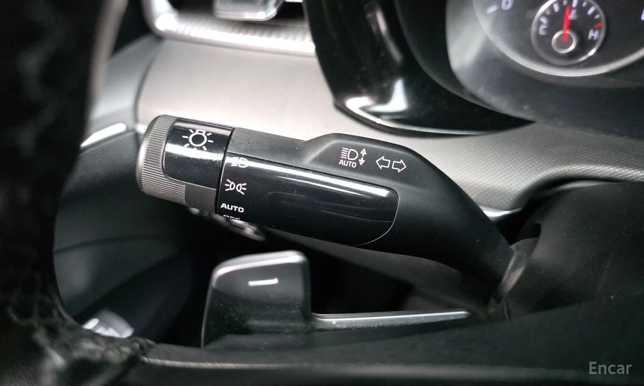Kia K5 2.0* LPI* ПОДГРЕВ* КАМЕРА* КЕЙЛЕС* LANE* ASSIST* , снимка 12 - Автомобили и джипове - 54996621