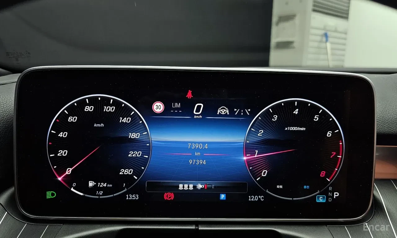 Mercedes-Benz C 300 4MATIC Avantgarde| LED| DIGITAL COCKPIT| NAVI| KAM, снимка 8 - Автомобили и джипове - 55044499