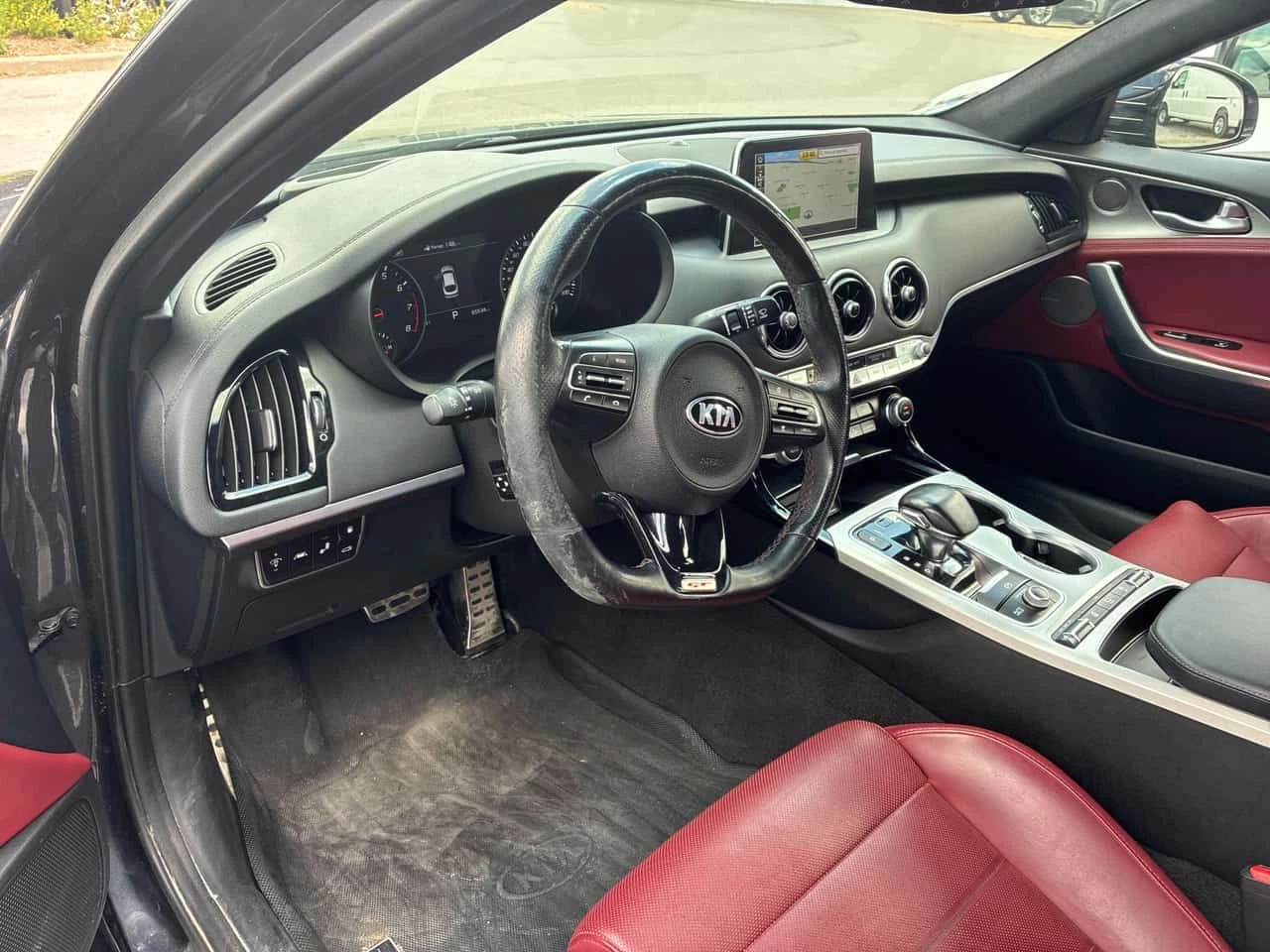 Kia Stinger * AWD * АВТОКРЕДИТ БЕЗ ПЪРВОНАЧАЛНА ВНОСКА* , снимка 5 - Автомобили и джипове - 55216136