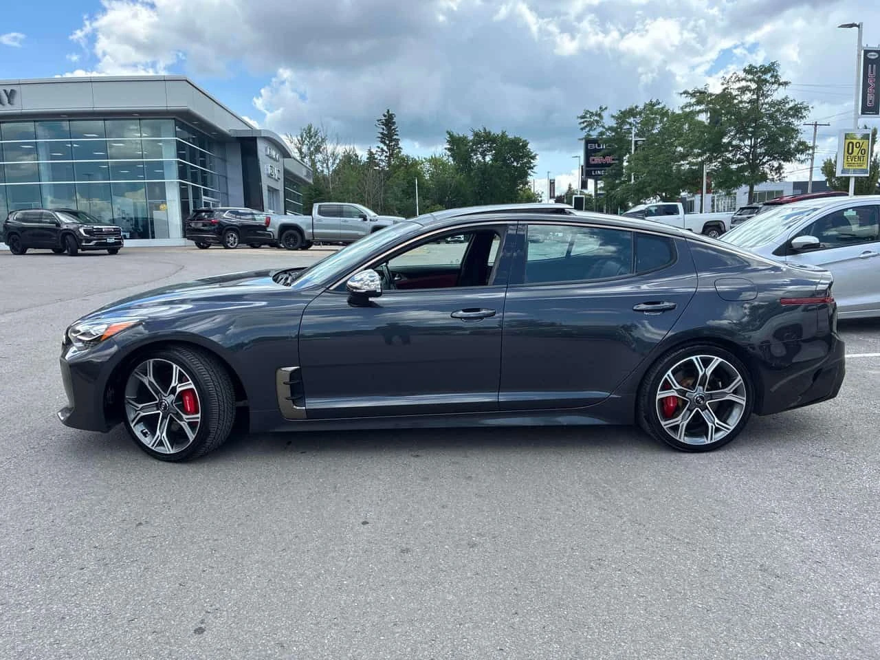 Kia Stinger * AWD * АВТОКРЕДИТ БЕЗ ПЪРВОНАЧАЛНА ВНОСКА* , снимка 2 - Автомобили и джипове - 55216136
