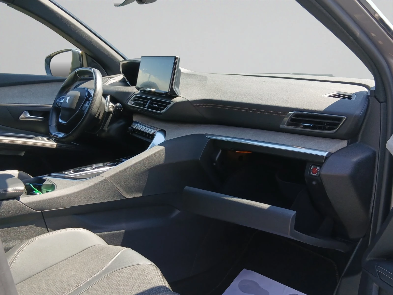 Peugeot 5008 New Line Up GT//2401062, снимка 17 - Автомобили и джипове - 55689385
