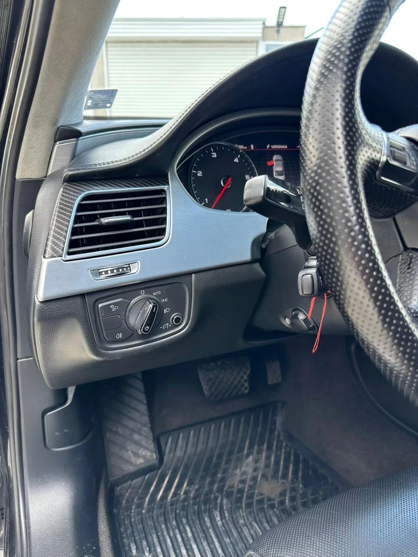 Audi A8, снимка 10 - Автомобили и джипове - 55593119