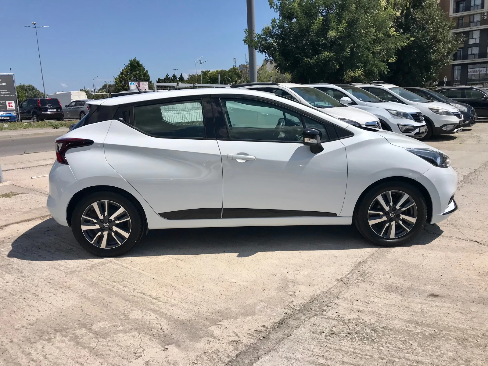 Nissan Micra 1.0i-Navi-2018-Face, снимка 8 - Автомобили и джипове - 55595644