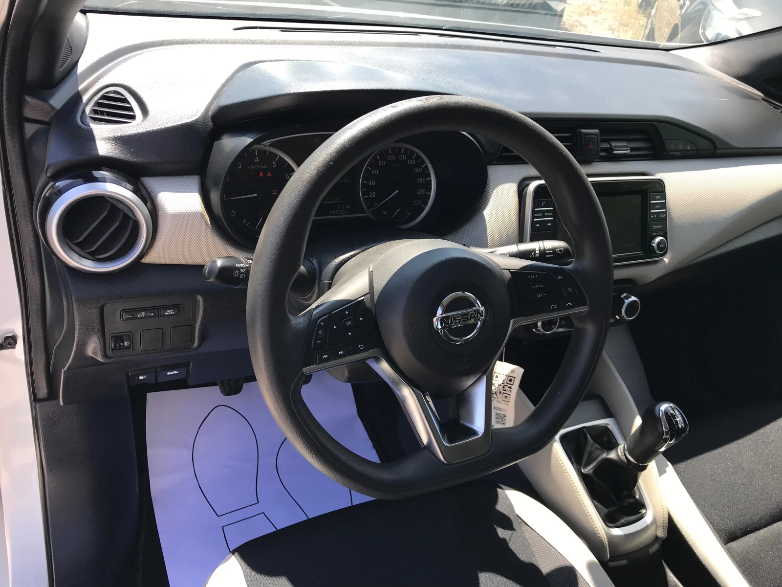 Nissan Micra 1.0i-Navi-2018-Face, снимка 13 - Автомобили и джипове - 55595644