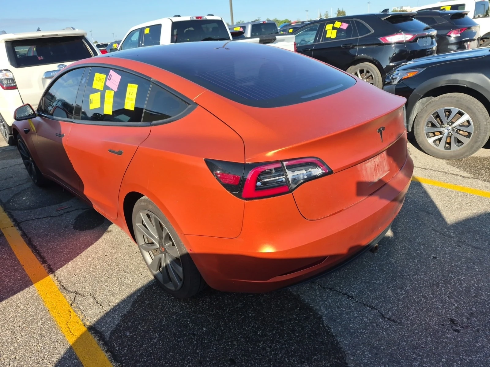 Tesla Model 3 * BASE * АВТОКРЕДИТ БЕЗ ПЪРВОНАЧАЛНА ВНОСКА* , снимка 4 - Автомобили и джипове - 55942354
