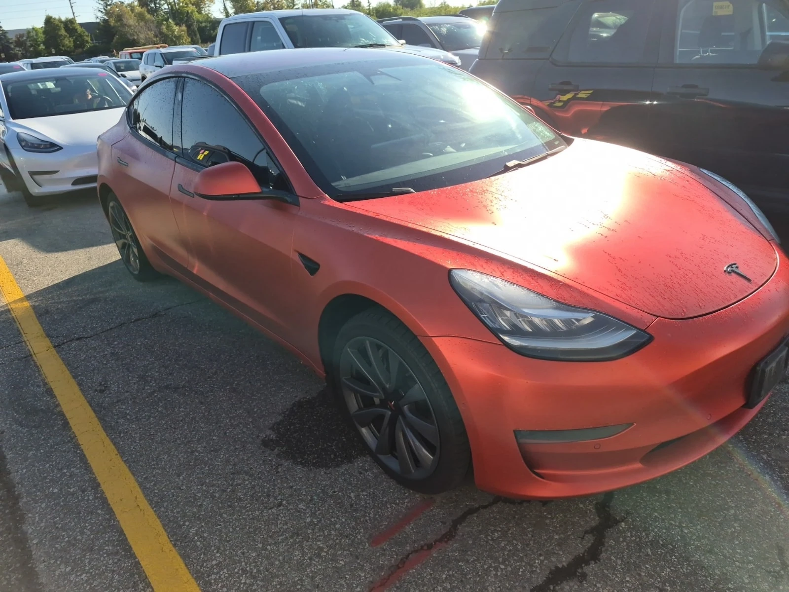 Tesla Model 3 * BASE * АВТОКРЕДИТ БЕЗ ПЪРВОНАЧАЛНА ВНОСКА* , снимка 2 - Автомобили и джипове - 55942354