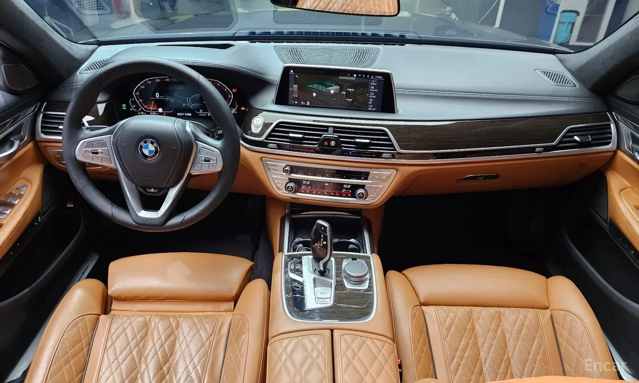 BMW 740 Li xDrive / Лазери / 360 / H&K / ОБДУХВАНЕ, снимка 7 - Автомобили и джипове - 55949295