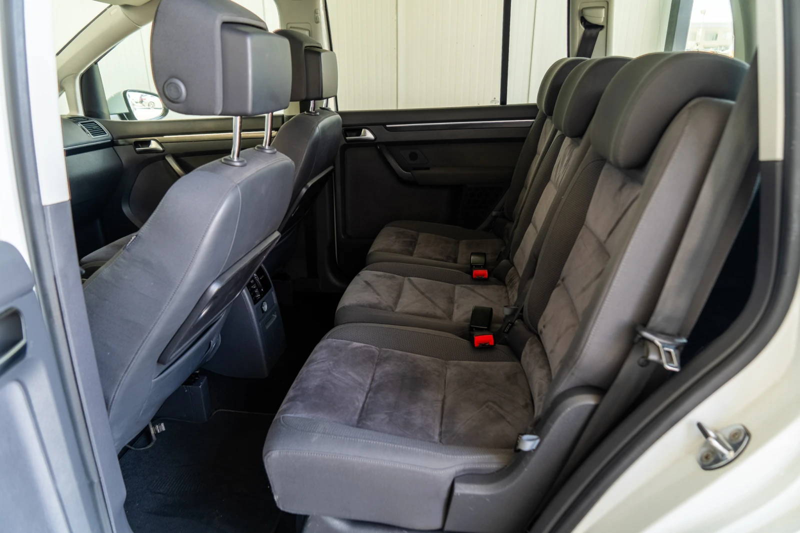 VW Touran 2.0TDI = 2014 = FULL MAX = TOP = ������ = �������� | Mobile.bg � ����������� 12